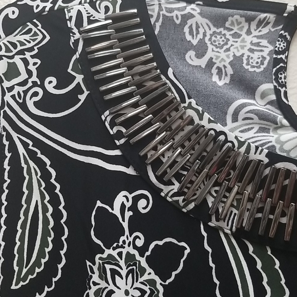 NWT 1X Roz & Ali sleeveless top - Picture 2 of 3